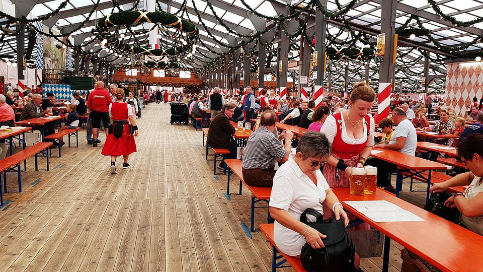 Oktoberfest Tables