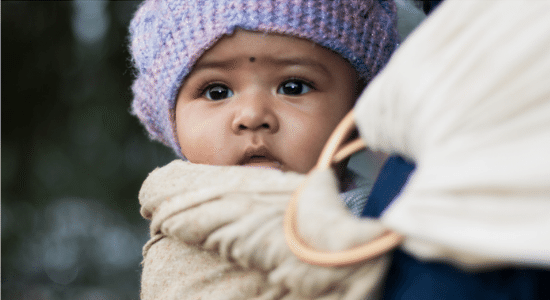 Baby sling - babywearing practice | Muezart