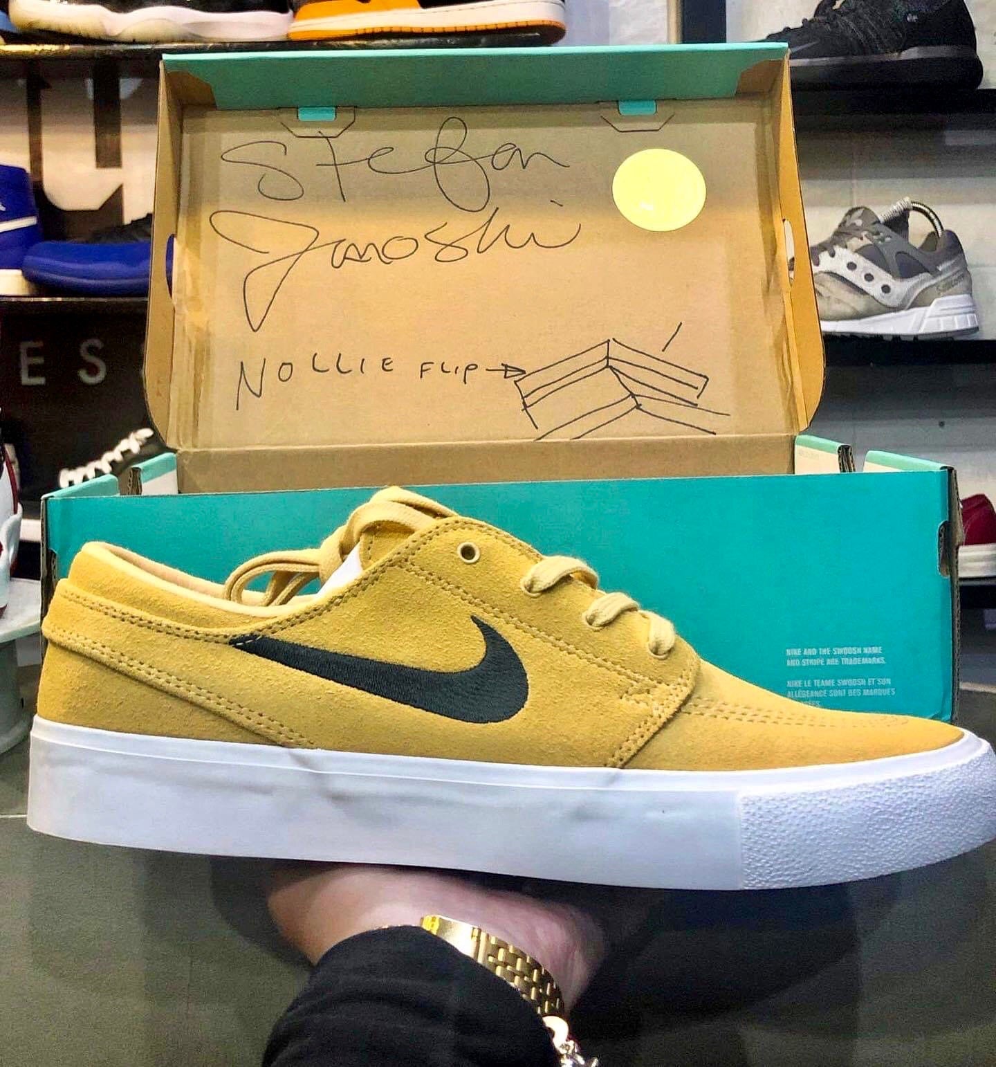 janoski celestial gold