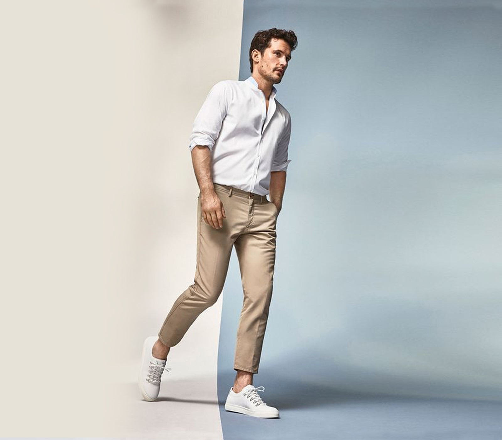Actualizar 48+ imagen outfit pantalon chino beige hombre