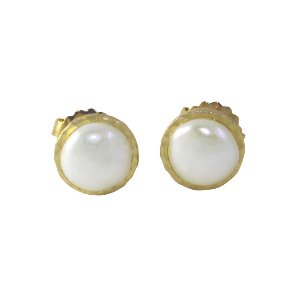 flat pearl stud earrings