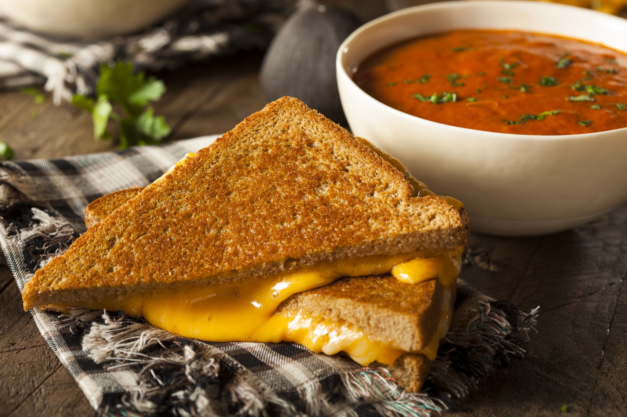 Soupe à la tomate, tartines de fromage fondu - Cookidoo® – la plateforme de  recettes officielle de Thermomix®