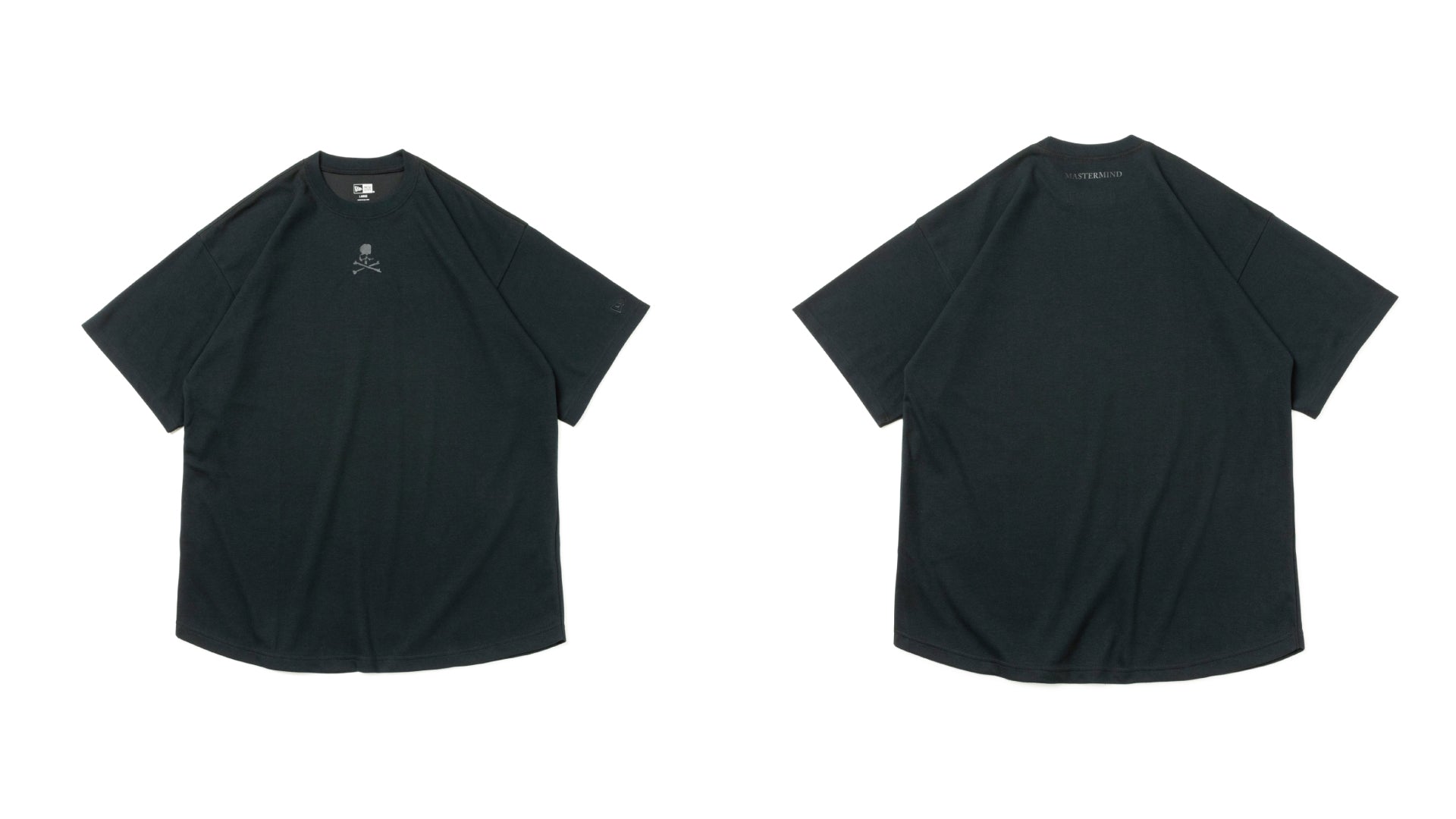 x New Era OVERSIZED PERFORMANCE TEE