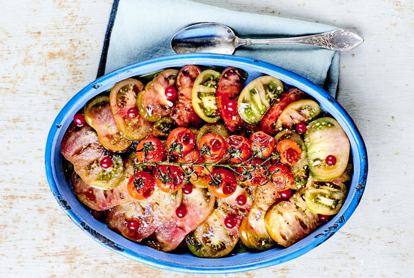 Opskrift på tomatsalat med stegte cherrytomater og ribs, Oliviers & Co