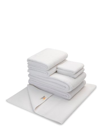 Takasa organic Bath towels in white