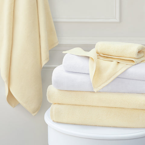 Plush Buttercup Yellow Towel Essentials Bundle (2 Wash + 2 Hand +