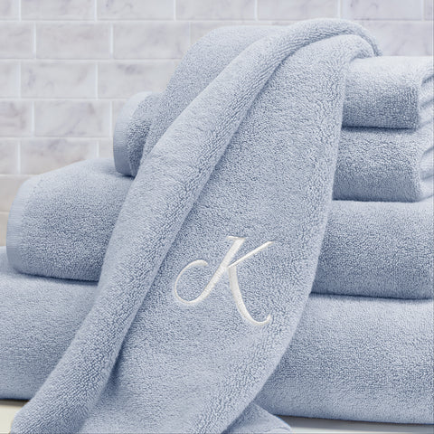 https://cdn.shopify.com/s/files/1/0093/5372/products/Plush_towels_Ice_blue_monogram_f404a434-b9a6-4a34-83e5-f708719166d1_large.jpg?v=1613067092