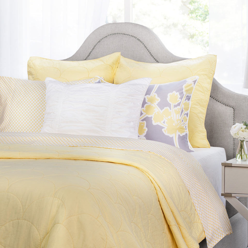 Scalloped Yellow Quilt Crane Canopy