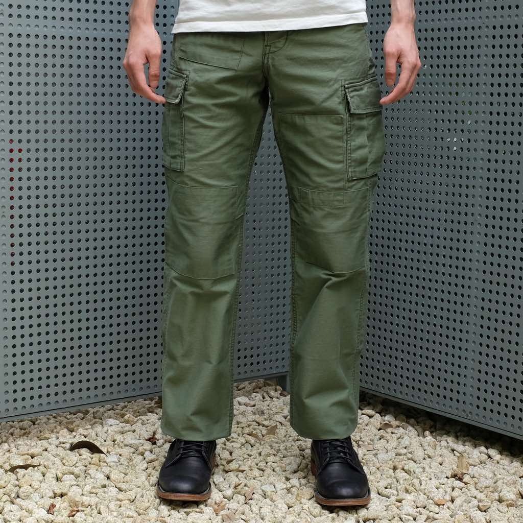 button cargo pants