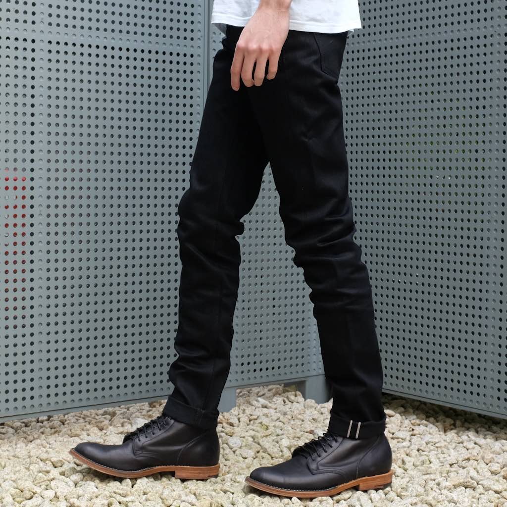 black slim tapered jeans