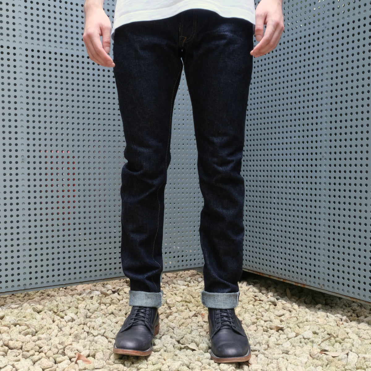 Pure Blue Japan XX-013 (Slim Tapered) - Okayama Denim