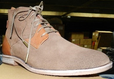 levi low top shoes