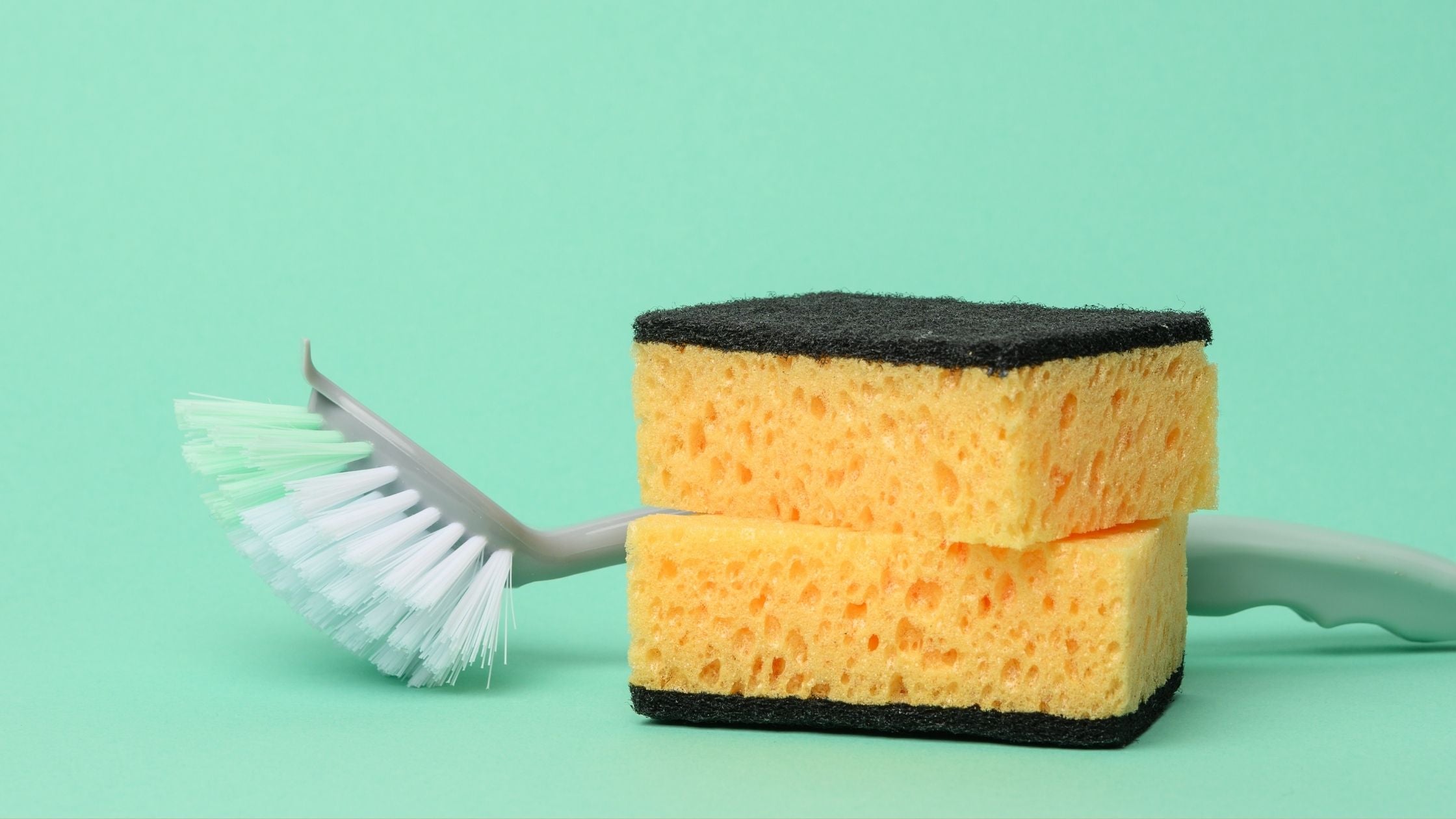 Scrub sponge, Brushes and cleaning sponges