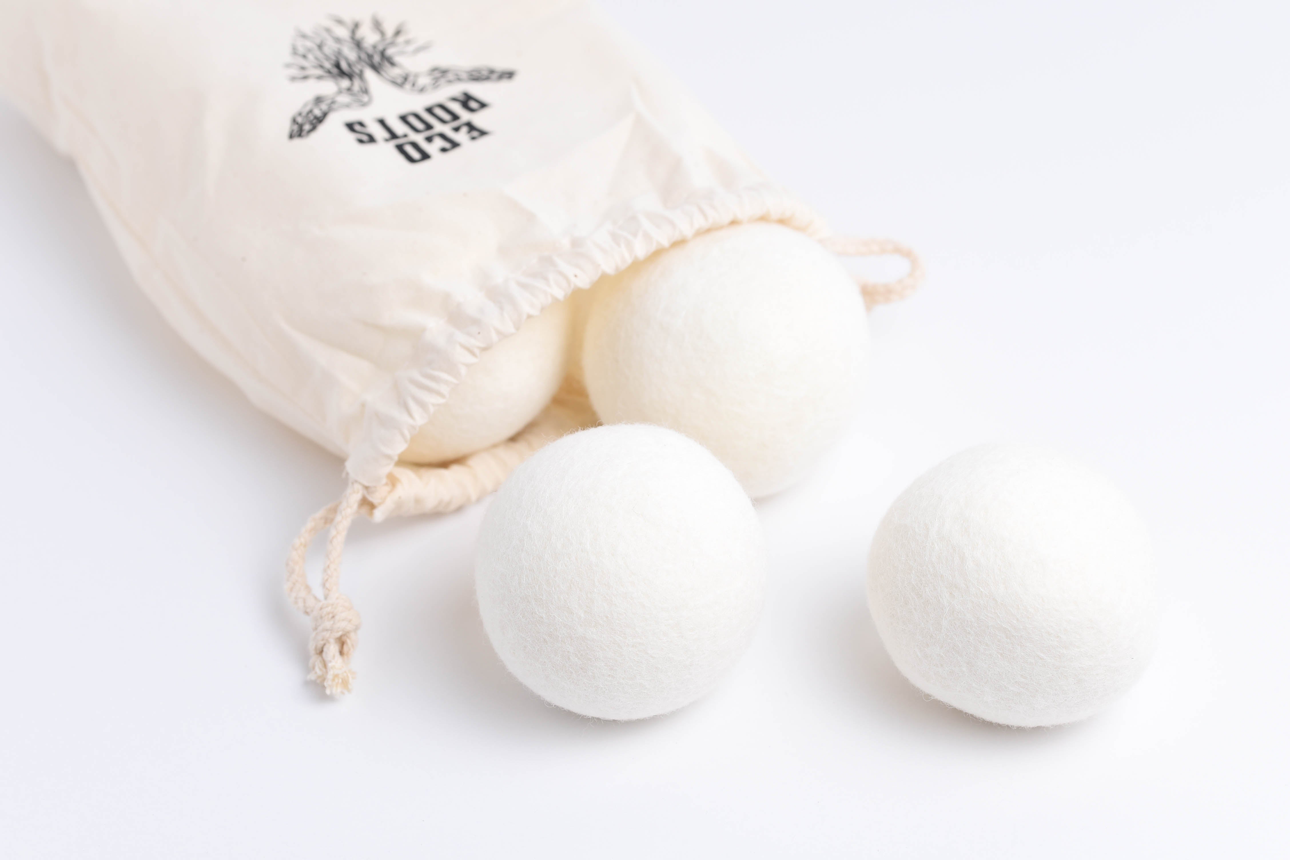 The Benefits of Using Wool Dryer Balls - The Organised Housewife