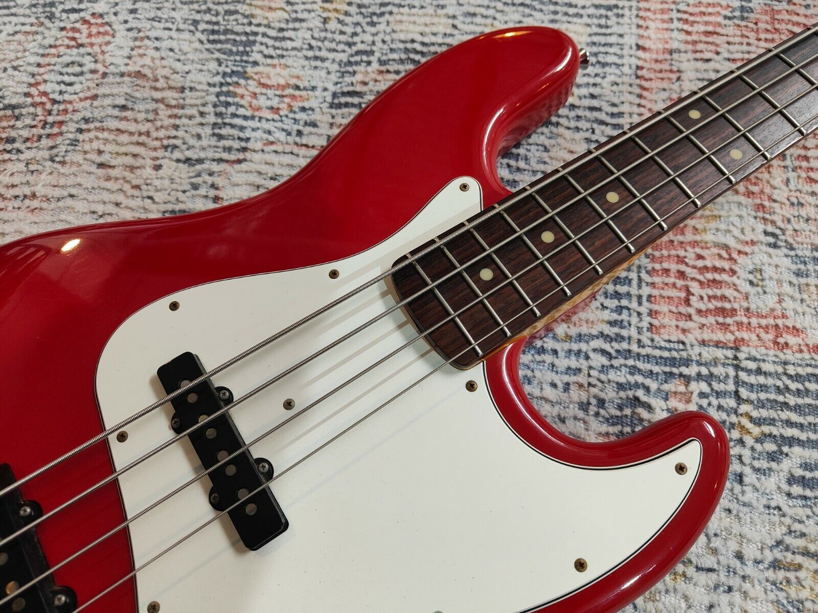 2010 Edwards Japan E-JB-100R/LT Jazz Bass (Torino Red) – Mojo