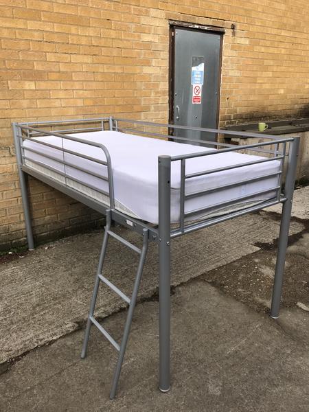 metal mid sleeper bed