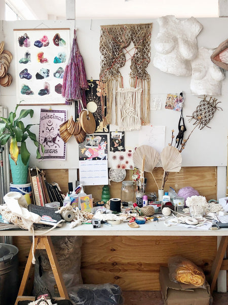 A beautiful mess: Danielas desk offering lots of samples and inspiration