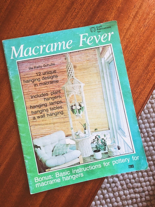 Macrame Fever Makramee Anleitungsheft aus den 1970er Jahren