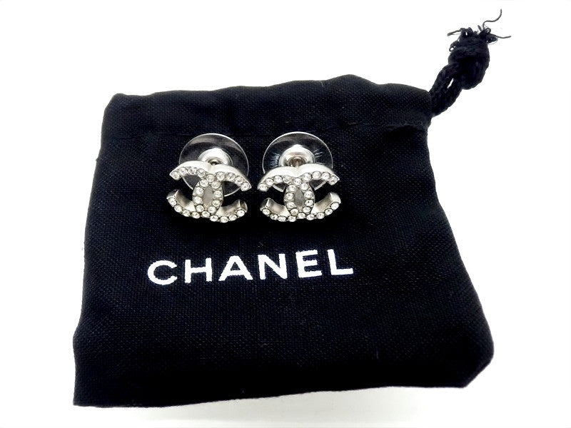 Vintage Chanel stud earrings CC logo rhinestone silver color | Vintage Five