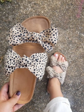 Cheetah Bowtied Sandals