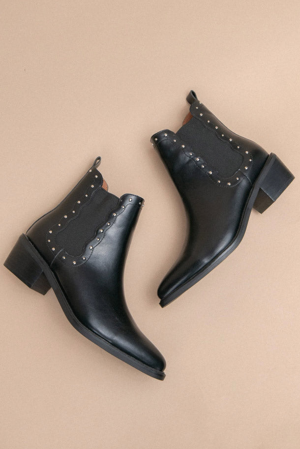 chelsea studded boots