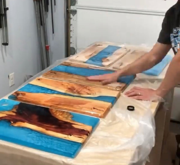 polishing epoxy resin with hands