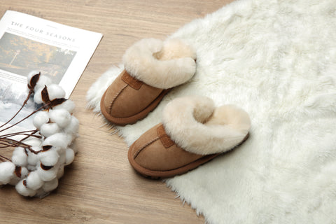 Kids Sheepskin Shoes in Brown