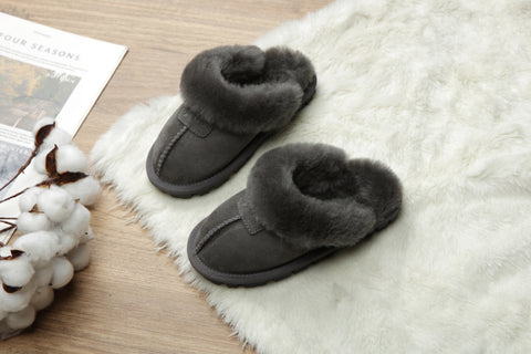 Kids Sheepskin Shoes in Black