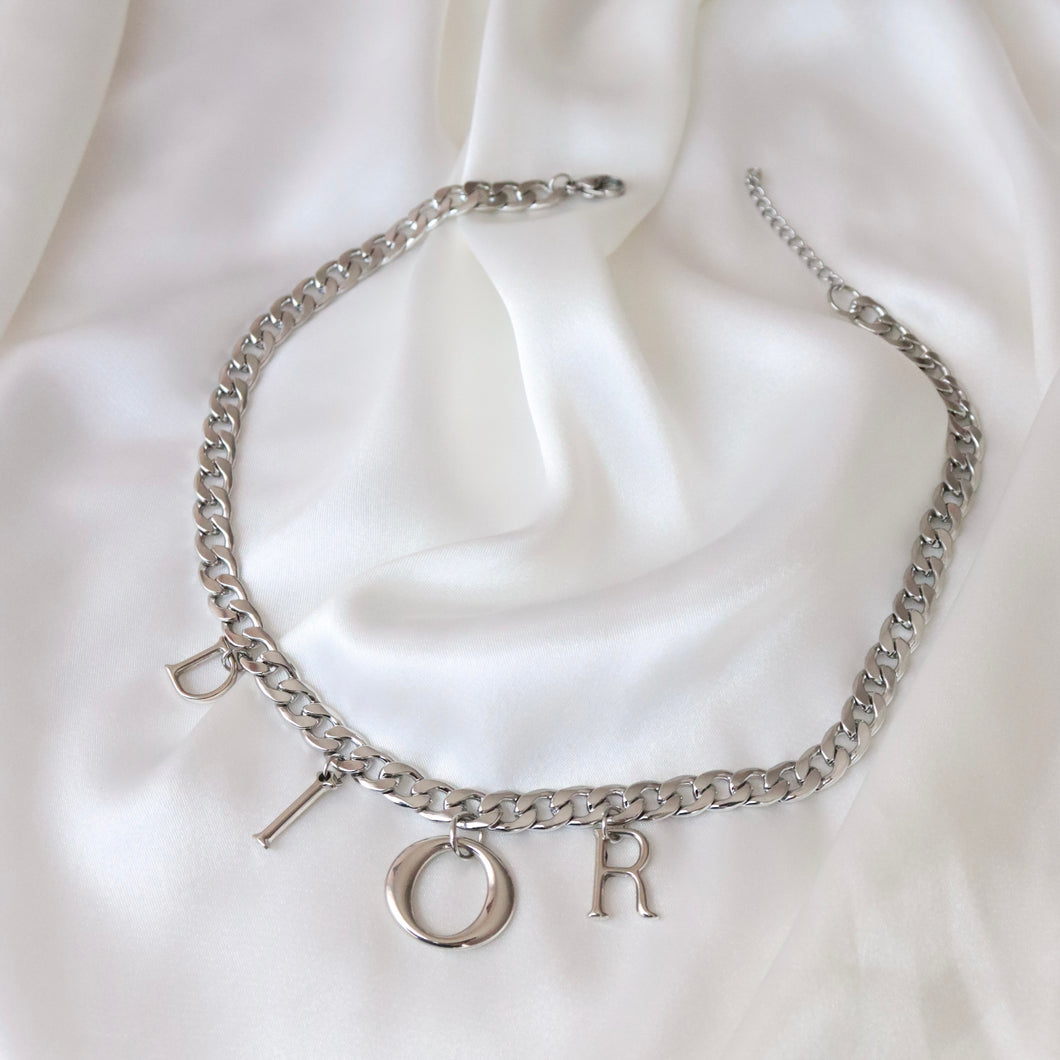 Chia sẻ hơn 68 về vintage dior necklace hay nhất  cdgdbentreeduvn