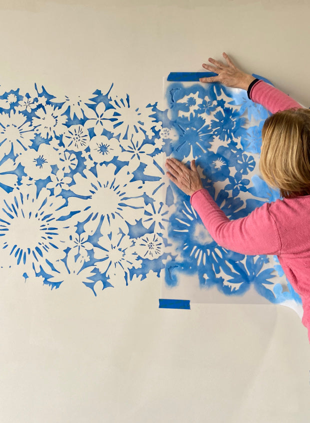 Brush up on Wall Stenciling: How to Stencil a Watercolor Look