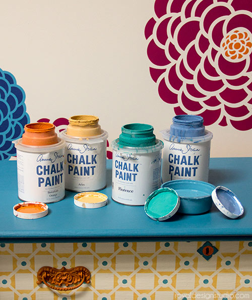 Stenciling furniture with Chalk Paint® decorative paint and stencils from Royal Design Studio