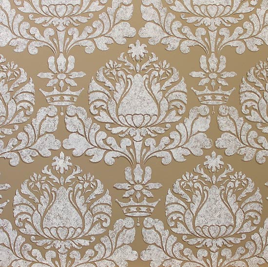 How-to stencil: Using the Corsini Damask wall stencil with a sponge painted effect and shadow shift technique for a special stencil finish