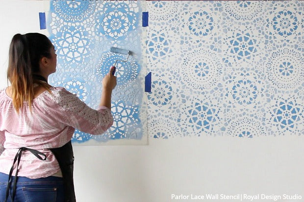 [VIDEO TUTORIAL] Paint Your Own DIY Indigo Blue Wallpaper Look with Large Lace Wall Stencils for Painting - Royal Design Studio