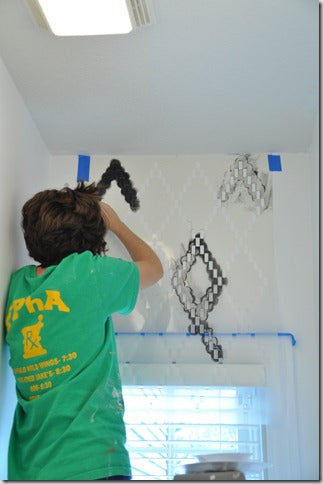 Stenciling a powder bath