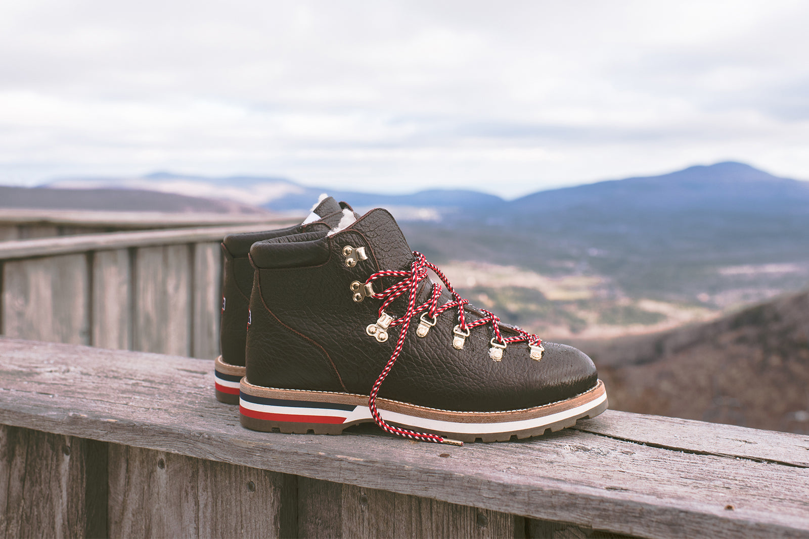 moncler peak boots