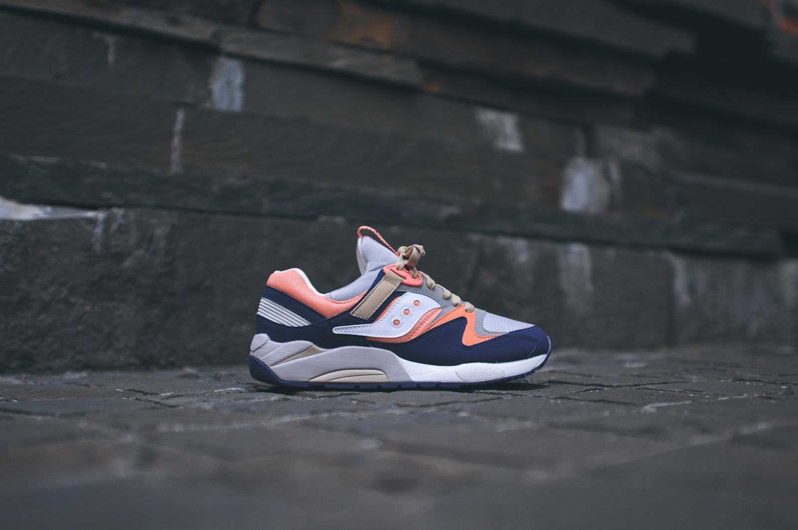 saucony grid 9000 kithstrike