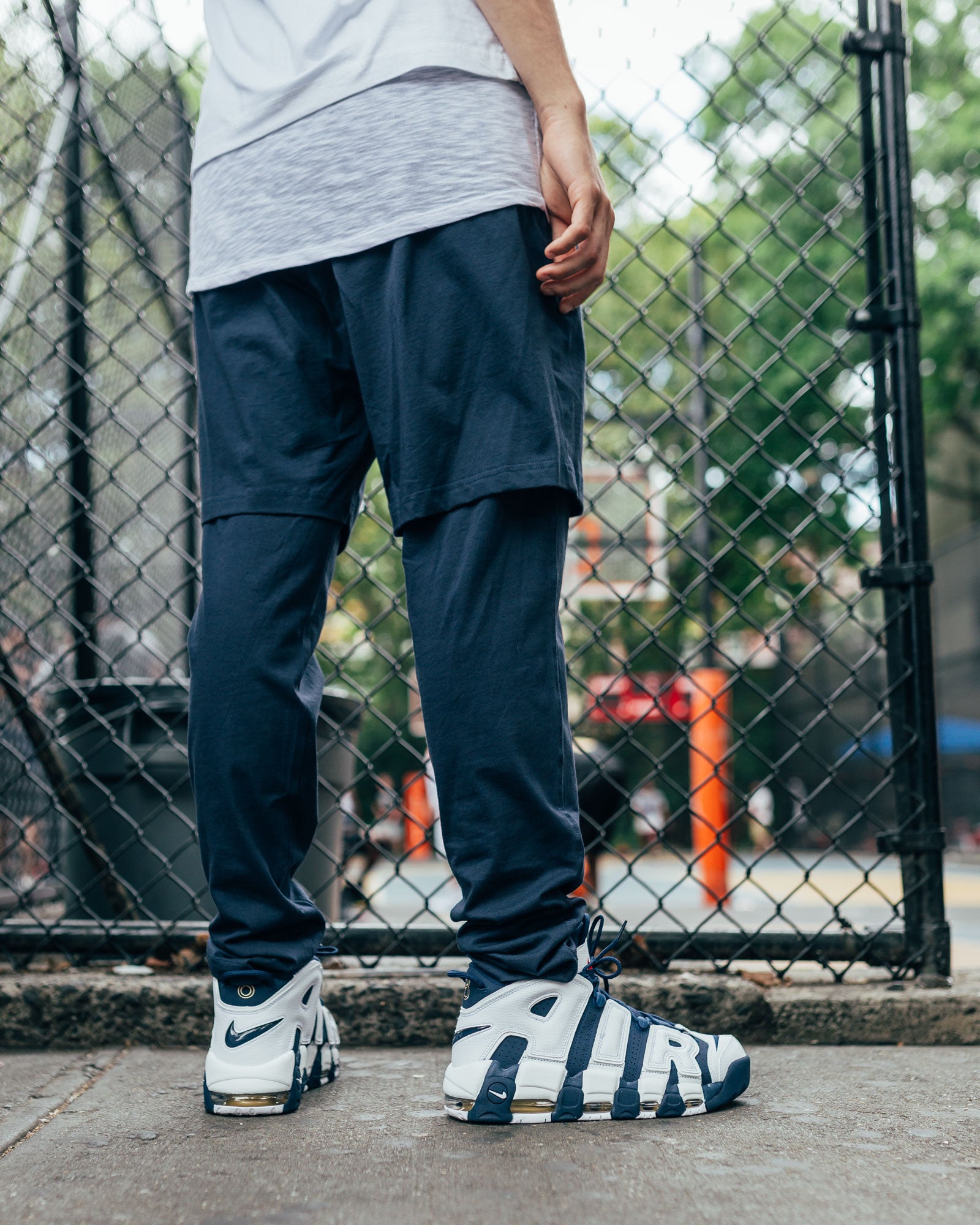 air more uptempo outfit