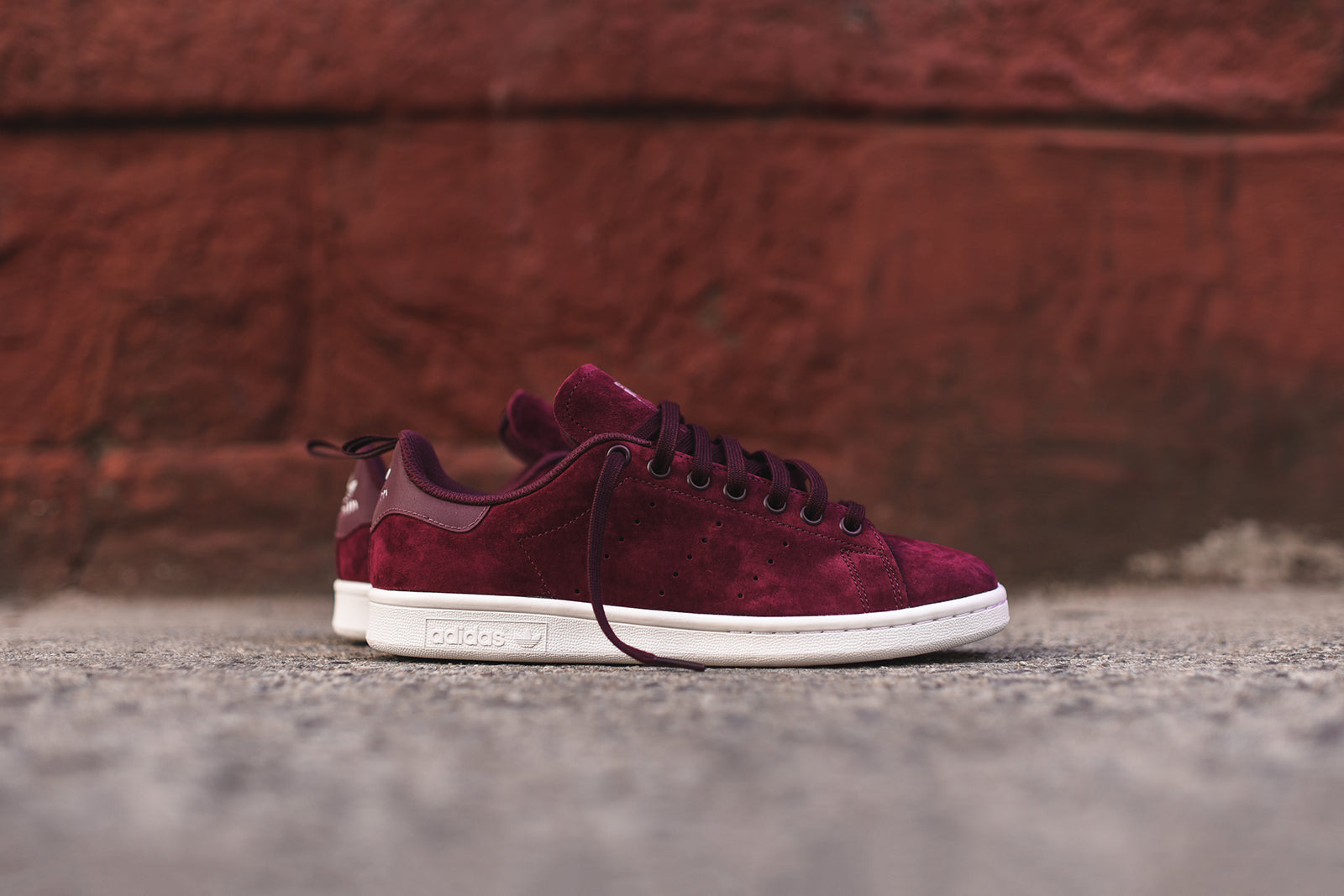 stan smith burgundy suede