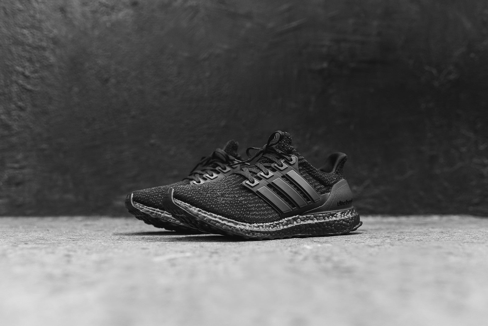 kith ultra boost triple black