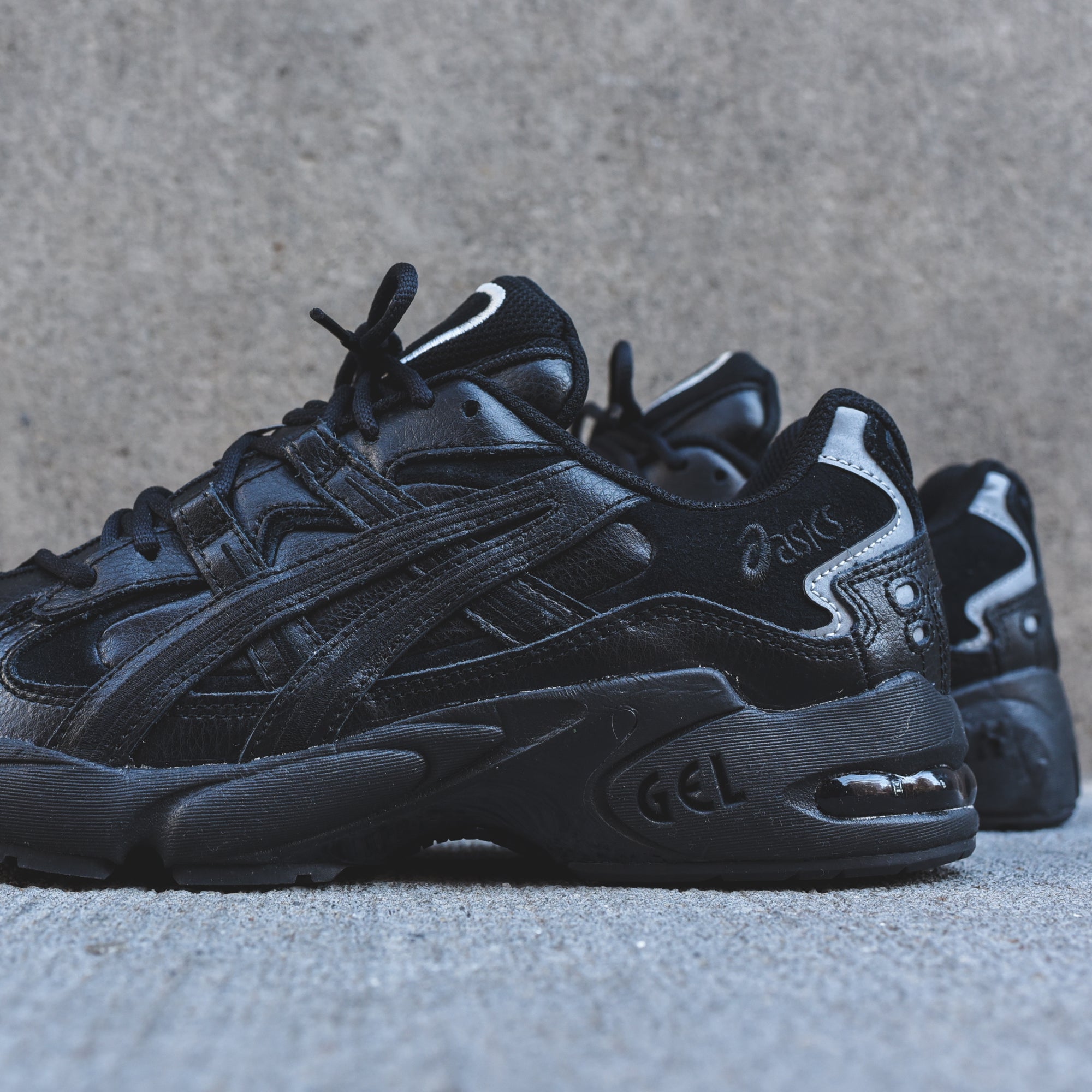 asics kayano 5 og black