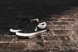 Converse x CLOT One Star - Black / White 2