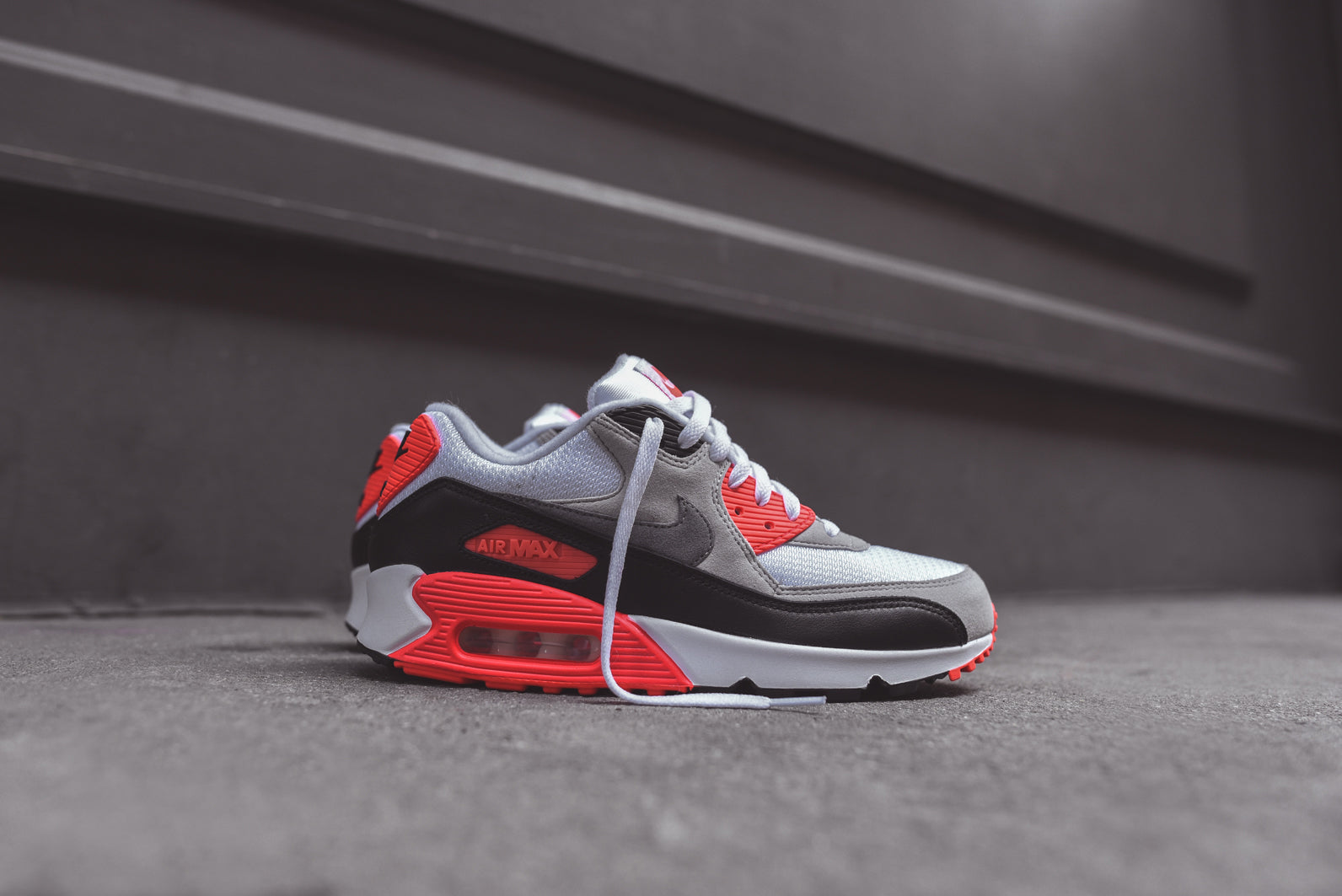 kith air max 90 off white