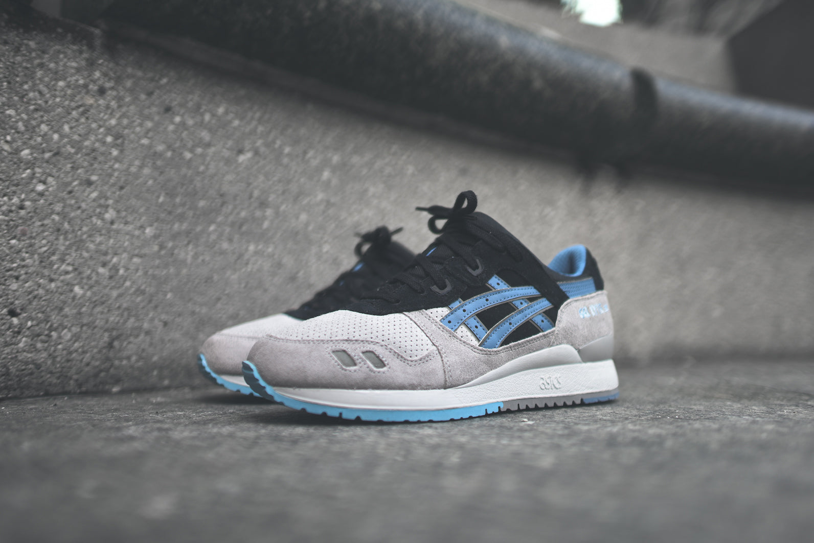 Urban City-Themed Running Shoes : gel lyte iii og