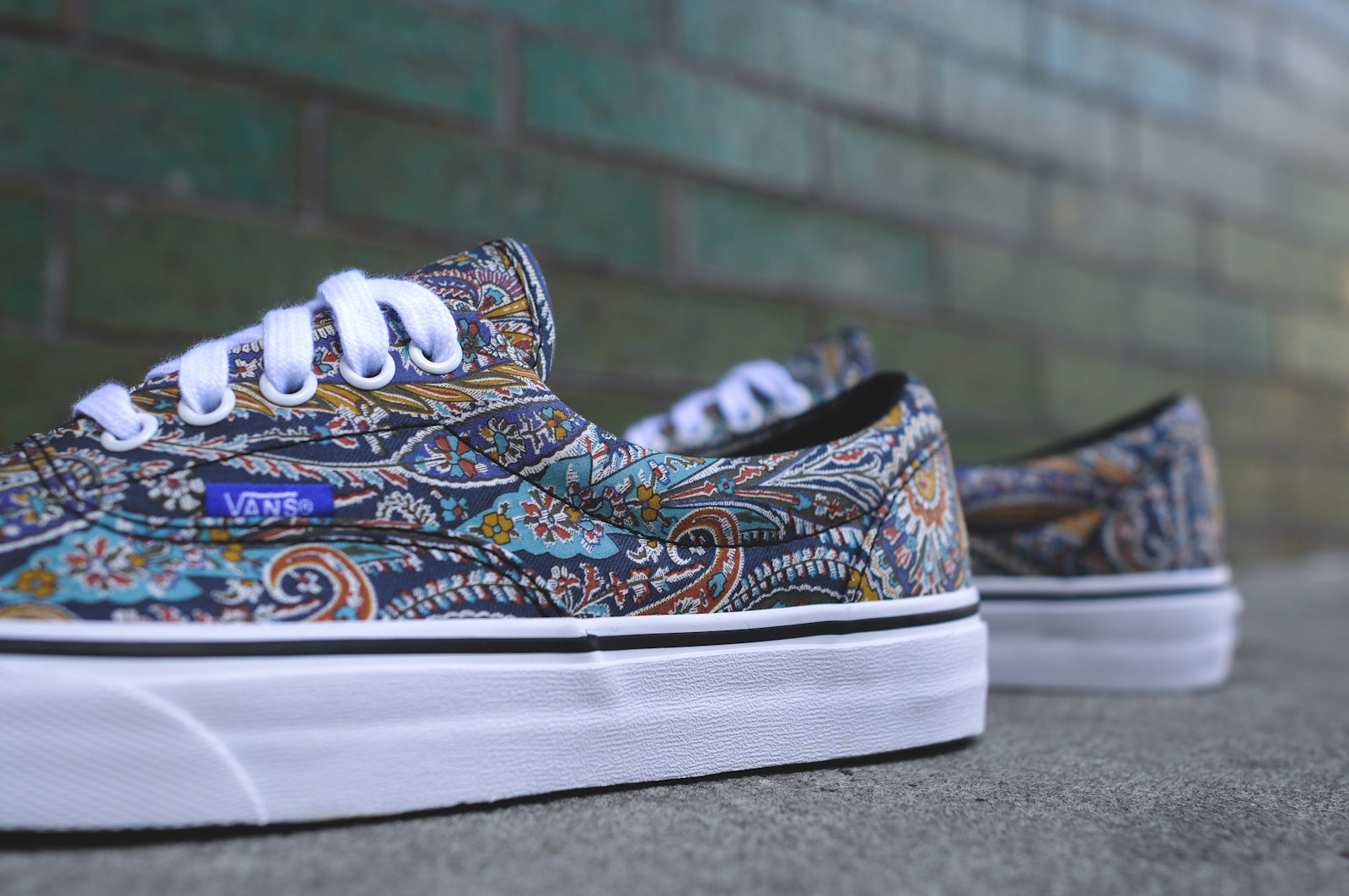 vans era liberty paisley