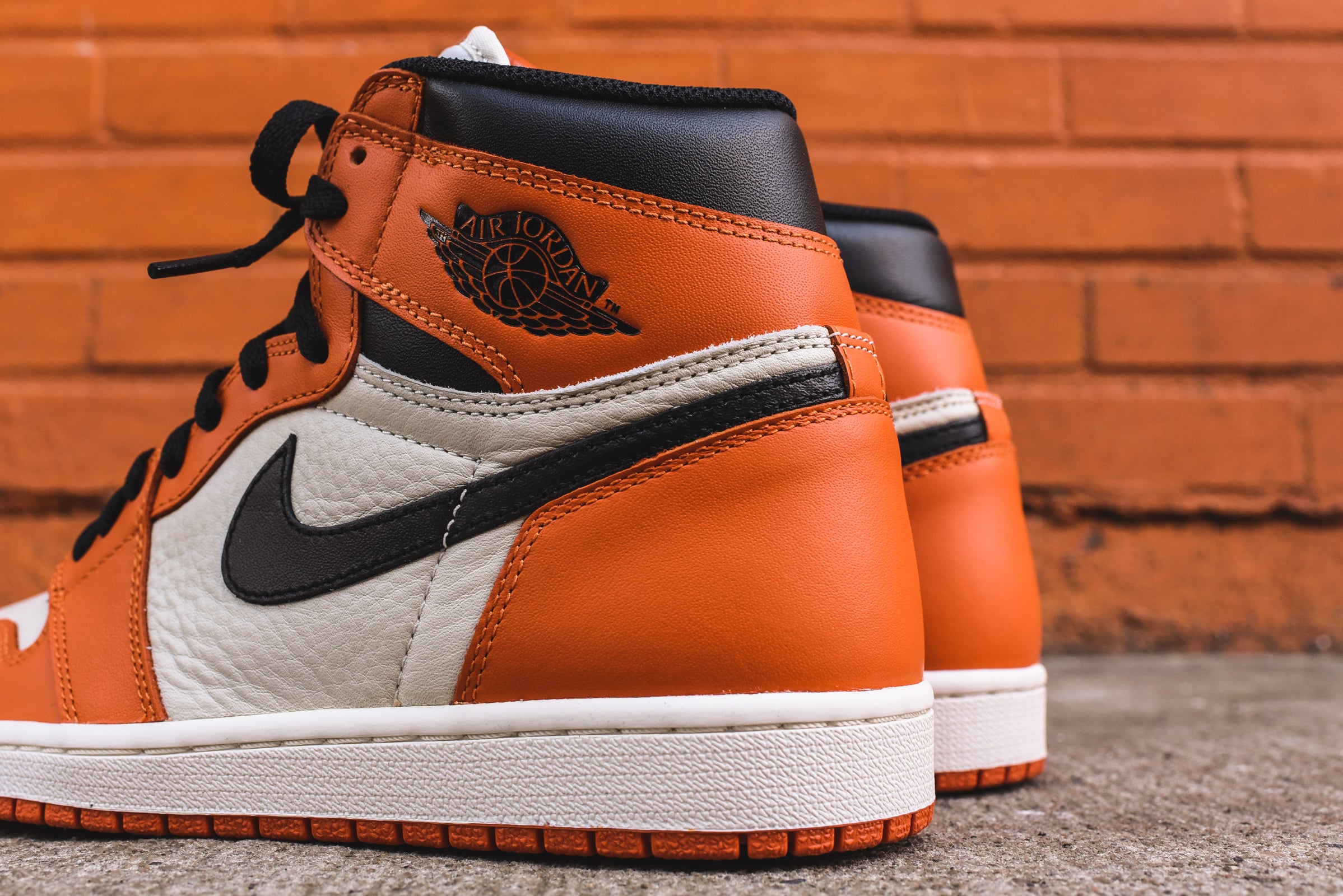 reverse shattered backboard gs