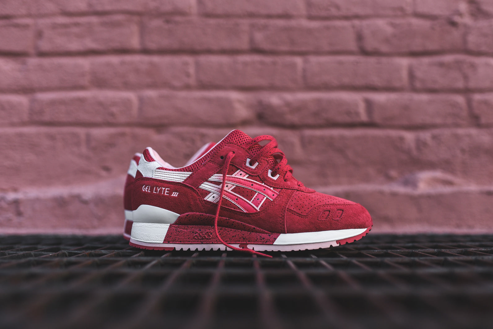 asics gel lyte iii valentine's day