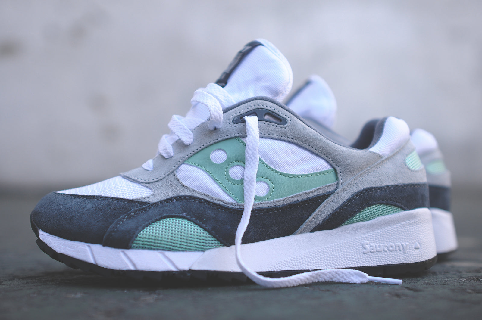 saucony shadow 6000 running man mint