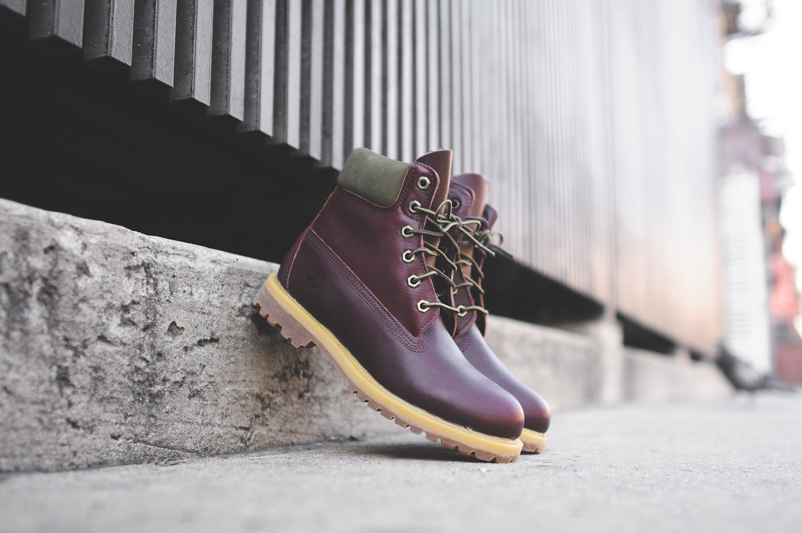 maroon leather timberland boots