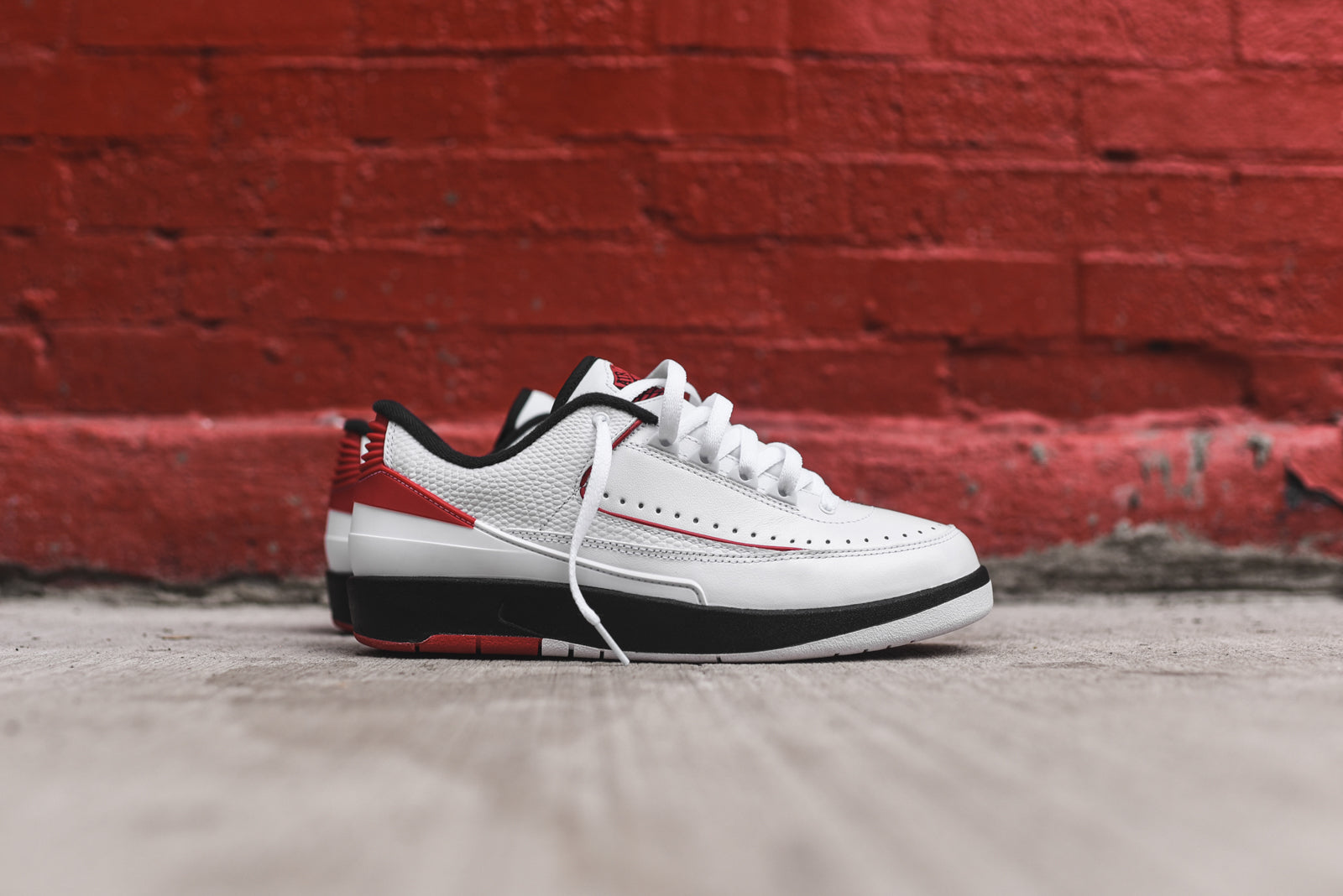 chicago jordan 2 low