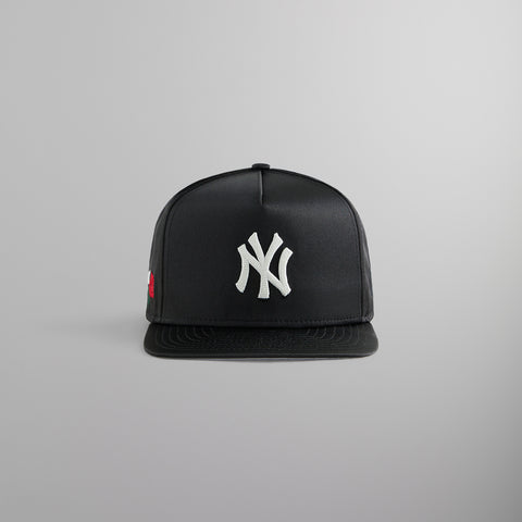 (7 7/8) New York Yankees Capsule Hats Exclusive Green Crown Light New Era  Fitted